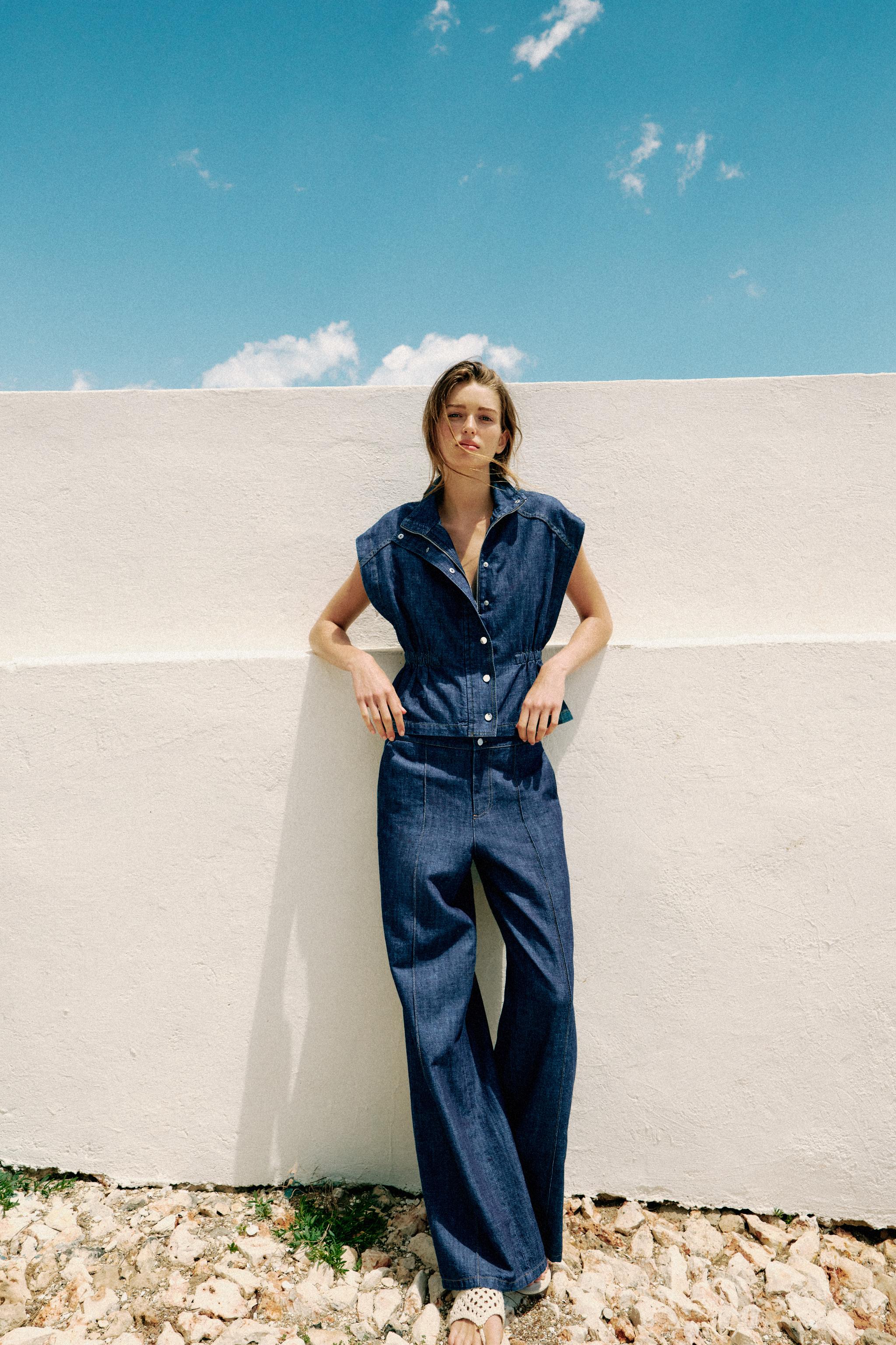 LINEN VEST WITH ELASTIC WAIST